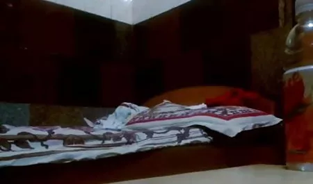 कैथरीन एक मुर्गा पूरी तरह से निगलती है हिंदी सेक्सी फिल्म सेक्सी फिल्म हिंदी