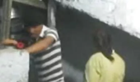 रसदार लैटिना रोसावर्स उसके मुंह में गहरी सेक्सी हिंदी फिल्म वीडियो में ले जाता है