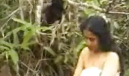 सींग की सफाई के सेक्स फिल्म भेजो बजाय सींग का कार्यकर्ता एक युवा गोरा को चोदता है