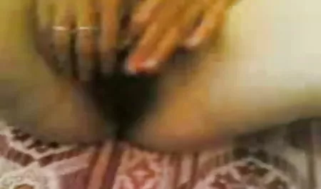 बैलेरीना हिंदी ब्लू सेक्सी के साथ आप किसी भी पोज़ को हलचल दे सकते हैं
