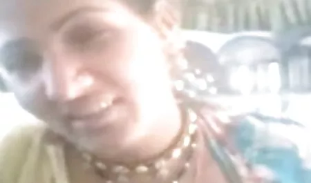 बस्टी ब्रुनेट आनंद मिलता है एक इंग्लिश फिल्म सेक्सी हिंदी में मोटा कॉक