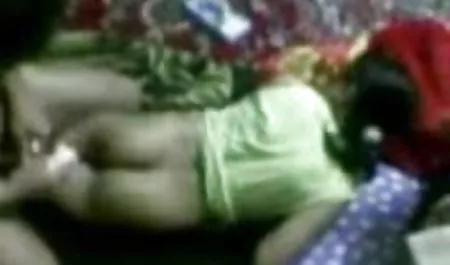 सेक्सी ईव और उसके डिल्डो हिंदी सेक्सी फिल्म हिंदी में खेलते हैं, भाग 2