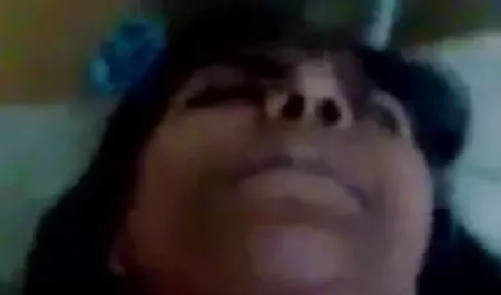 हॉट माँ ने अपने बेटे को हिंदी सेक्सी मूवी 2 एक दोस्त गुदा सेक्स की पेशकश की