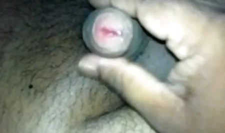 बेब वेबकैम के सामने उसकी गोल-मटोल चूत का सेक्सी फिल्म हिंदी में चाहिए हस्तमैथुन करता है