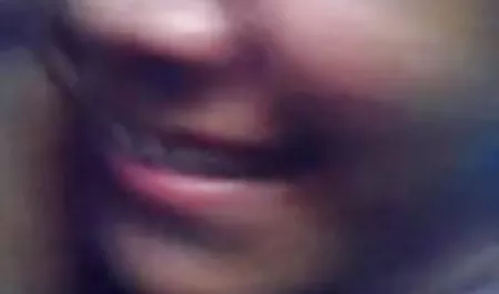 रेडहेड वेश्या सेक्सी हिंदी फिल्म वीडियो में शॉवर में हस्तमैथुन करती है