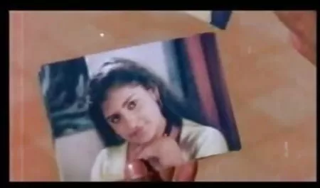 बड़ा मुर्गा काले नीग्रो के मुंह में पूरी हिंदी में सेक्सी फिल्म वीडियो में तरह से फिट बैठता है
