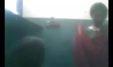 दोस्त सेक्सी में हिंदी मूवी एक झूले पर एक किन्नर fucks