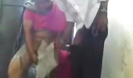 वे समलैंगिक के लिए एक उपहार के रूप में सेक्स के खिलौने लाए और तुरंत अभ्यास में परीक्षण किया, एक नंगा नाच आयोजित किया सेक्सी वीडियो हिंदी मूवी में