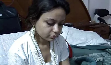 एक विशाल डिक के साथ एक अंधेरे चमड़ी वाले लड़के ने खुद को आज शाम को सेक्स हिंदी में सेक्सी बीएफ फिल्म के लिए भागीदार पाया। वह एक मस्त फिगर वाली सेक्सी और स्किनी एशियन निकली