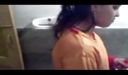 सेक्सी चीनी गोरे लोग सेक्सी फिल्म इंग्लिश में वीडियो में एक सुंदर काले आदमी को बकवास करते हैं