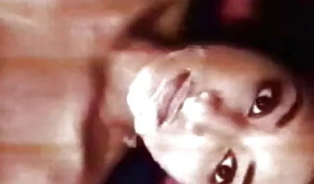 सेक्सी slutty गोरा Annika Albright को हिंदी वीडियो सेक्सी मूवी शांत सेक्स करना पसंद है