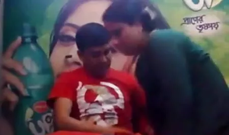 वह एक लड़की के सुंदर शरीर का विरोध नहीं कर सेक्सी फिल्म सेक्सी फिल्म वीडियो में सकता था