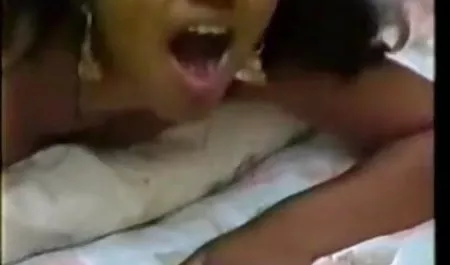 धूप सेक्सी फिल्म हिंदी में वीडियो फिल्म का चश्मा में लड़की एक blowjob देता है