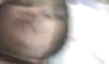 प्यारा श्यामला एक ग्राहक के लिए एक डिक बेकार ब्लू फिल्म सेक्सी नया है