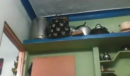युवा सुनहरे बालों वाली बिल्ली के साथ मज़ा सेक्सी फिल्म हिंदी का है
