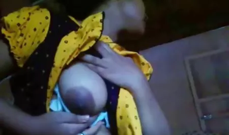 महिला प्रकृति हिंदी वीडियो सेक्सी मूवी में डिल्डो के साथ खेल रही है