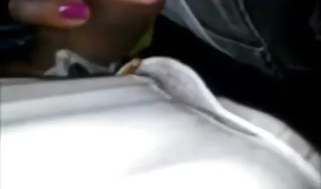 मीठे गधे में दो बस्टी ट्रांसनिक्स हिंदी में ब्लू सेक्सी फिल्म एक दूसरे से प्यार करते हैं