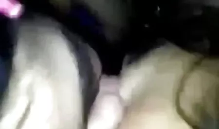 हॉट कुतिया सीढ़ियों सेक्सी फिल्म वीडियो में हिंदी में पर कठिन गड़बड़