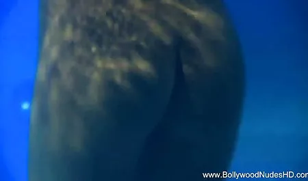 संचिका आकर्षक कोई सेक्सी फिल्म दिखाइए दाव सारा एक मैकेनिक fucks