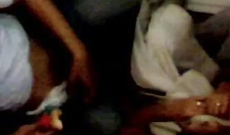 युवा सेक्सी छात्र Kasey वार्नर एक सेक्सी फिल्म लोड कर दो दाढ़ी वाले शिक्षक का एक सदस्य बेकार है