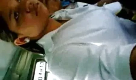 यह गर्म श्यामला डिक सेक्सी फिल्म हिन्दी मे बेकार है