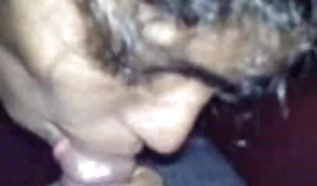 मस्सेउर हमेशा अपने ग्राहकों को सेक्सी मूवी वीडियो में सेक्सी चोदता है