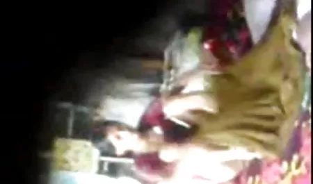 स्मार्ट हिंदी पिक्चर में सेक्सी छात्र का झुलसा हुआ चेहरा