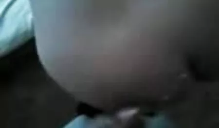 आदमी मेज पर रसोई घर में एक सेक्सी युवा गोरा बफ हिंदी सेक्सी फिल्म fucks