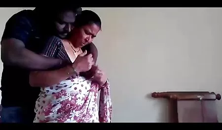 बहुत युवा गोरा डिक बेकार करता है और सेक्स सेक्सी पिक्चर फिल्म अंडे देता है