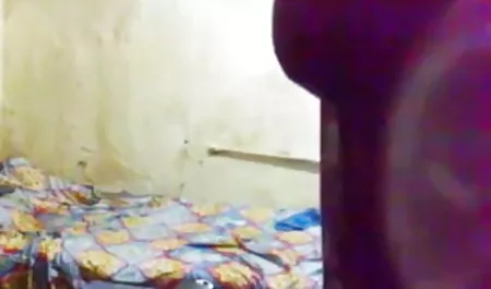 पतला रोश्का हिंदी मूवी सेक्स मूवी एक ही समय में हस्तमैथुन करता है और बिल्ली और गुदा खिलौने