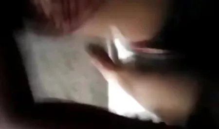 परिपक्व कुतिया एक डिक के सेक्सी फिल्म हिंदी वीडियो ऊपर सवारी करती है