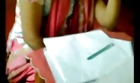 कैमरे सेक्सी फिल्म भेजो सेक्सी वीडियो में पर मीठी लहरें। युवा कुतिया को नजरअंदाज किया जाता है, इसलिए वह इतनी ढीठ है, अगर वह खुद को संतुष्ट करती है, और वह बिल्कुल परिपक्व होगी