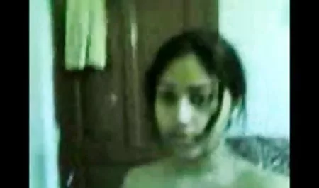 सुंदर सेक्सी सेक्सी सेक्सी फिल्म श्यामला एरियाना मैरी एक आदमी द्वारा गड़बड़ हो जाता है