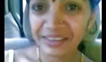 एशियाई महिला जंगल में पेशाब कर रही है और blowjob कर रही है सेक्सी फिल्म फुल