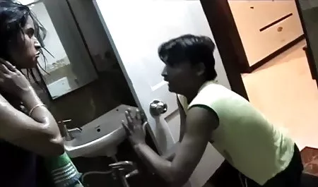 प्यारा वीडियो पिक्चर सेक्सी श्यामला एक बड़ा डिक पर कूद गया