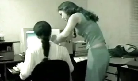 गधे में एक पतली छेद के साथ सेक्सी सेक्सी फुल सेक्सी सेक्सी श्यामला