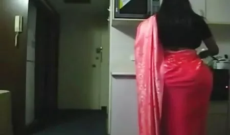 गांड सेक्स भरी फिल्म और चूत में कठोर चुदाई