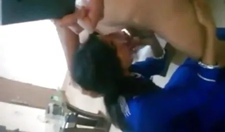 एक सुंदर लड़की ने नाबोकोवस्काया लोलिता को पढ़ा है और दृढ़ता से एक मुद्रा में महारत हासिल की है, जो बिना असफलता के किसी भी व्यक्ति सेक्सी पिक्चर इन हिंदी को प्रभावित करती है