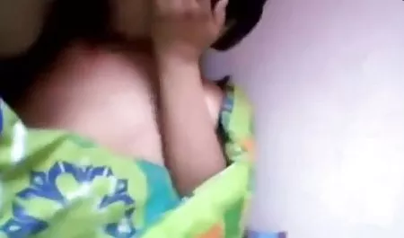 सुंदर गोरा लंड चूसती है वीडियो फिल्म सेक्सी हिंदी में