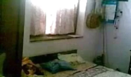 फिशनेट मोज़ा में माँ एक डिक बेकार है सेक्सी फिल्म बॉलीवुड और यह गुदा में मिलता है