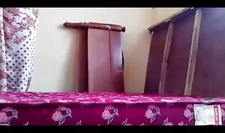क्यूट ईबोनी ब्लोंड सेक्सी फिल्म बढ़िया सेक्सी की चूत में घुस जाता है और उसे चोदता है