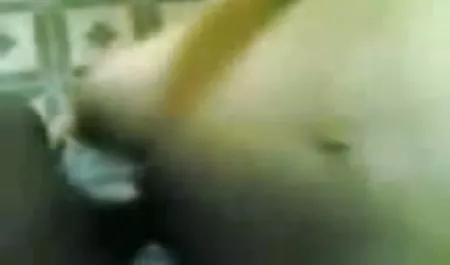 काली मिर्च ने जल्दी से महिला को दबोच हिंदी पिक्चर सेक्सी मूवी लिया और चतुराई से एक कठोर लिंग उसकी चूत में डाल दिया। संभोग के बीच में, प्रेमी के दोस्त कमरे में टूट गए, वीडियो कैमरों को चालू किया और घड़ी की कल पोर्न फिल्म बनाना शुरू कर दिया