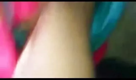 सेक्सी श्यामला कैटरीना वीडियो में सेक्सी हिंदी फिल्म जेड एक अशिष्ट आदमी द्वारा गड़बड़ हो जाता है