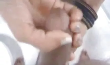 शुरुआती सेक्सी फिल्म सेक्सी फिल्म सेक्सी पोर्न स्टार blowjob देता है