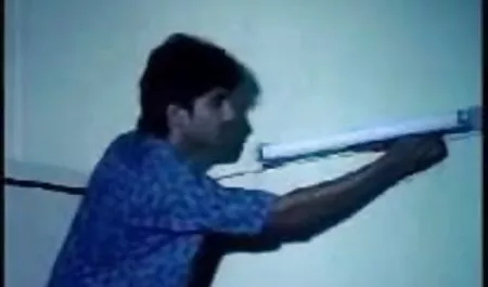 संचिका, परिपक्व, बहुत सेक्सी सचिव उसके पैरों के साथ बॉस के मुर्गा छूत और उसके सह हिंदी में सेक्सी बफ फिल्म निगल