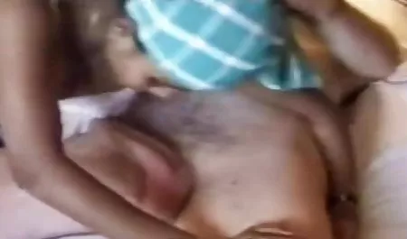 प्यारा दोस्त समुद्र तट पर एक श्यामला से मुलाकात की और हिंदी सेक्सी फिल्म दिखाएं एक बच्चे को fucks