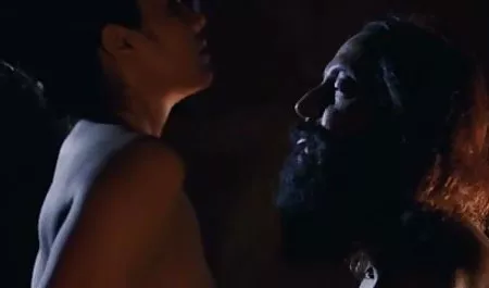 पतला सेक्सी फिल्म की वीडियो दिखाओ जिमनास्ट एक बिल्ली दिखाता है