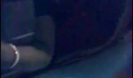 लड़की ने सेक्सी मूवी इंडियन मूवी अपनी प्रेमिका को एक blowjob दी
